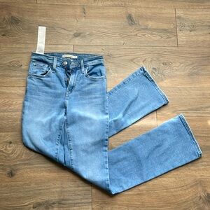 Levi Bootcut Jeans